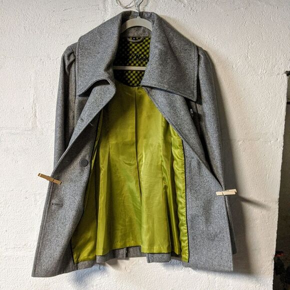 Steve Madden Peacoat size Medium wool double breasted over sized collar - Picture 8 of 8